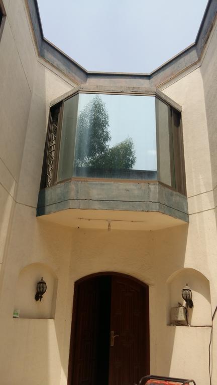Grace View Guest House Lahore Esterno foto